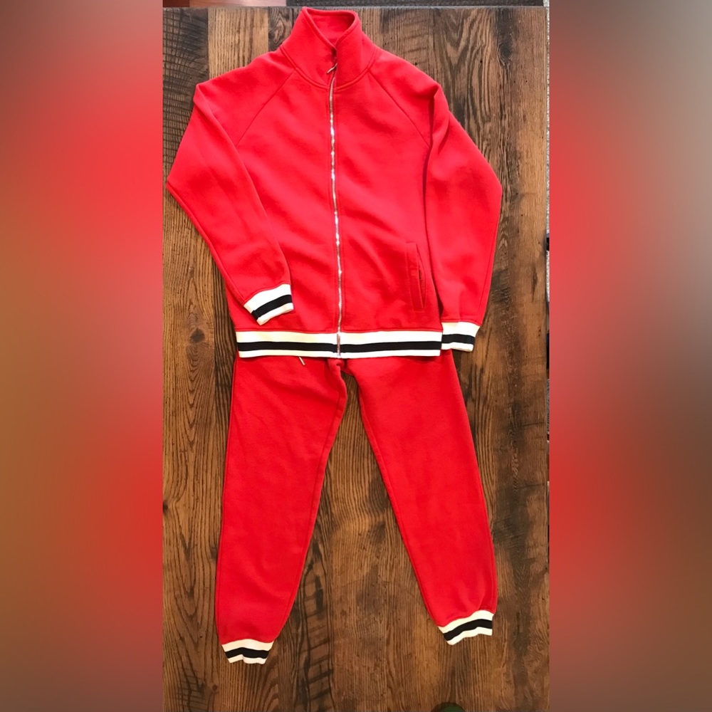 boohooMan Red Tracksuit—Small